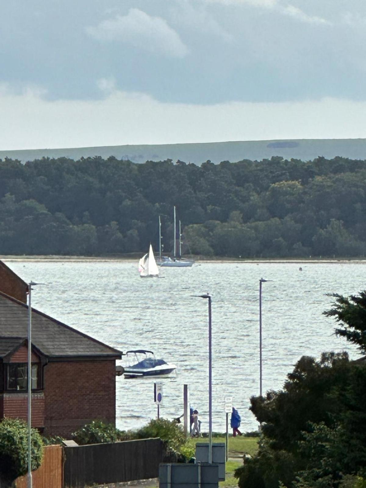 Ferienwohnung Brownsea Island View Penthouse Poole Exterior foto